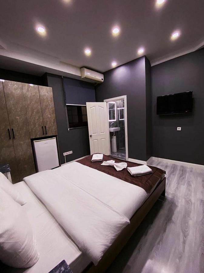 Pera Line Suite Istanbul Exterior photo